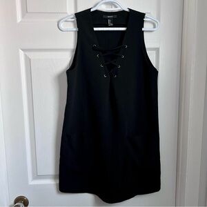3/25$💥 Forever 21 dress black lace front v neck Women Small pockets tunic top